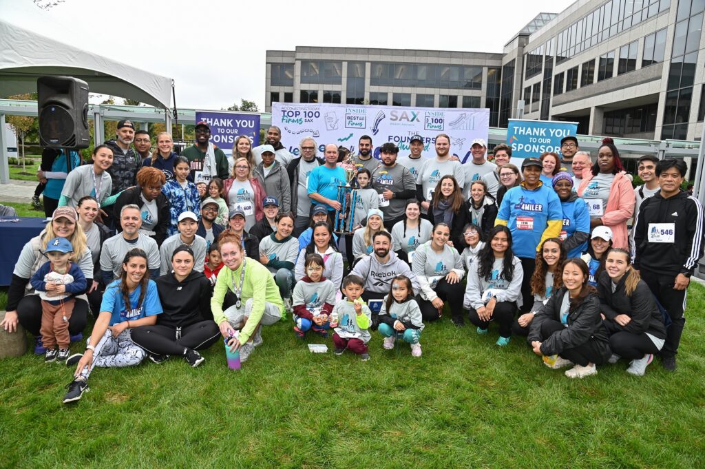 alt=Sax-LLP-4-Miler-group-photo
